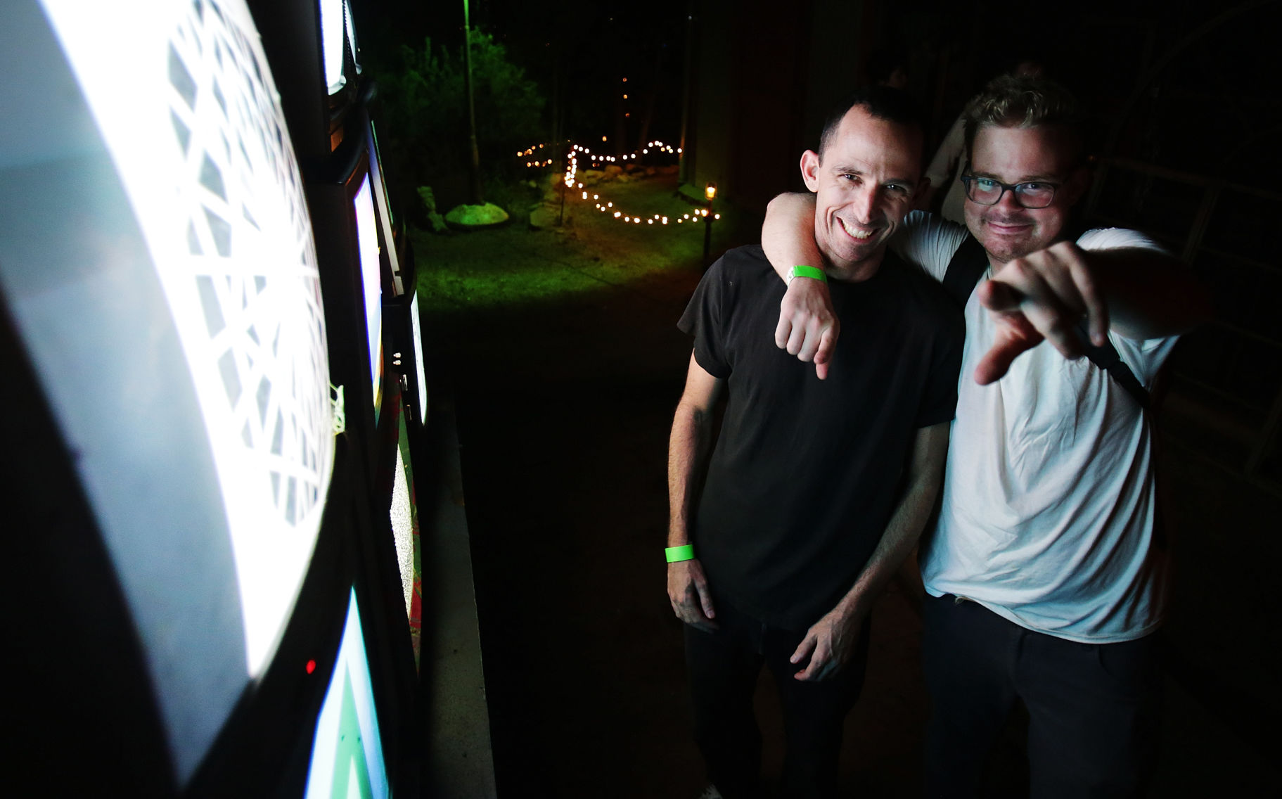 GLOW! 2017 festival in Oracle